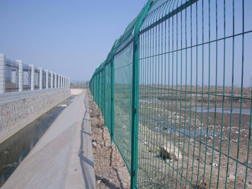 公路護(hù)欄網(wǎng) 公路護(hù)欄網(wǎng)