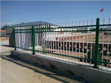 新鋼鐵藝護(hù)欄 (6) 新鋼鐵藝護(hù)欄 (6)